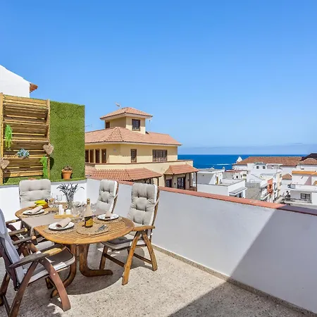 Penthouse, Close To The Natural Pools With Big Terrace, Ocean & View Appartamento
