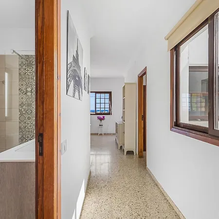 Penthouse, Close To The Natural Pools With Big Terrace, Ocean & View