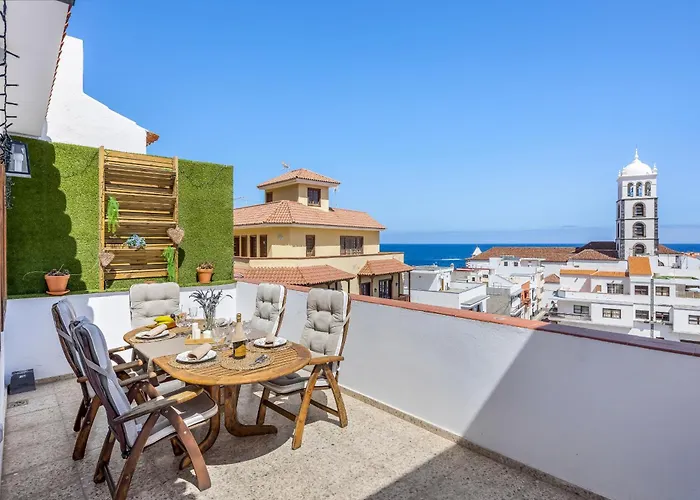 Penthouse, Close To The Natural Pools With Big Terrace, Ocean & View アパート